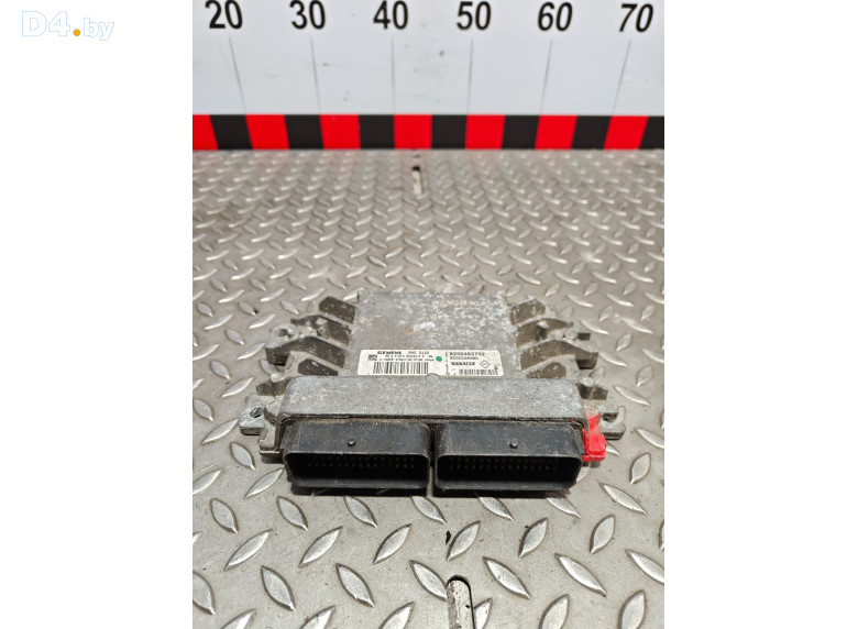 Блок управления двигателем к Dacia Logan 2007 г.