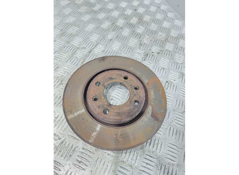 Диск тормозной передний к Peugeot 406, 2001г.