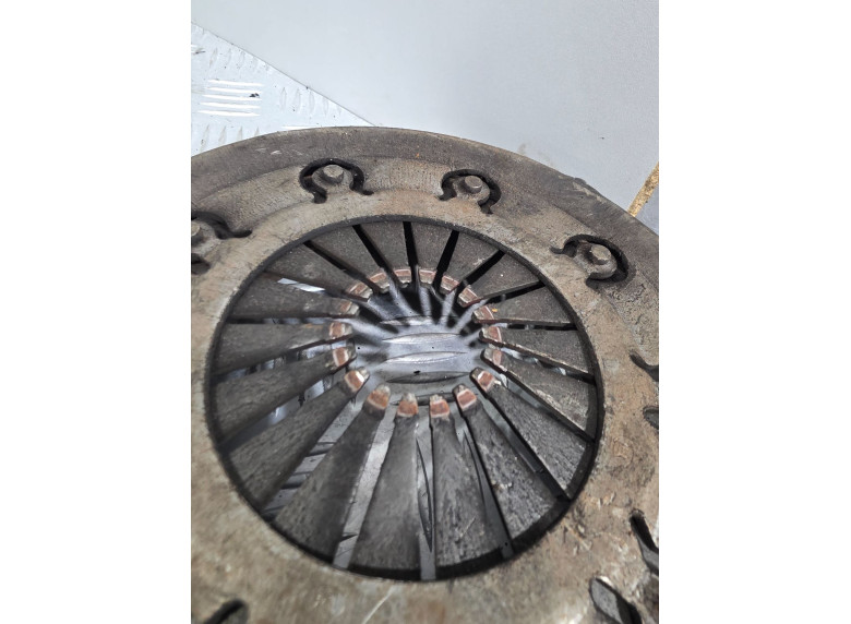 Комплект сцепления к Peugeot 406, 2001г.