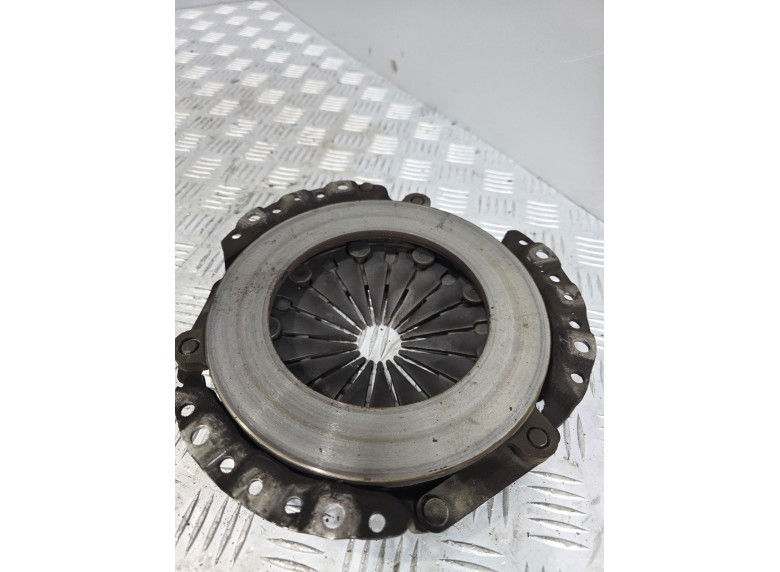 Комплект сцепления к Peugeot 406, 2001г.