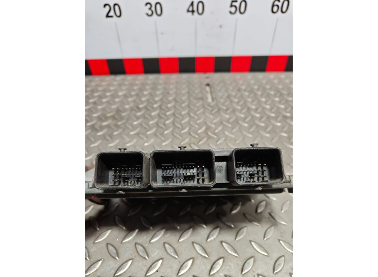 Блок управления двигателем к Renault Clio, 2010г.