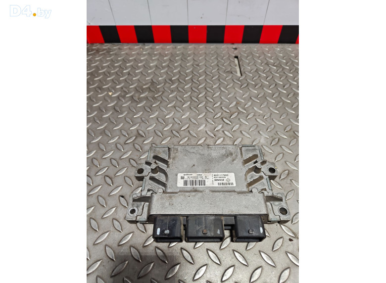 Блок управления двигателем к Dacia Sandero 2011 г.