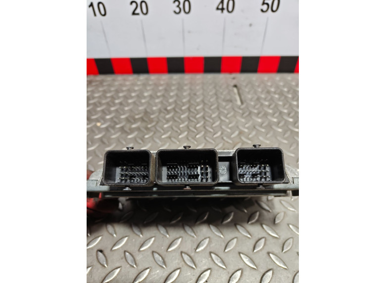 Блок управления двигателем к Renault Sandero, 2011г.