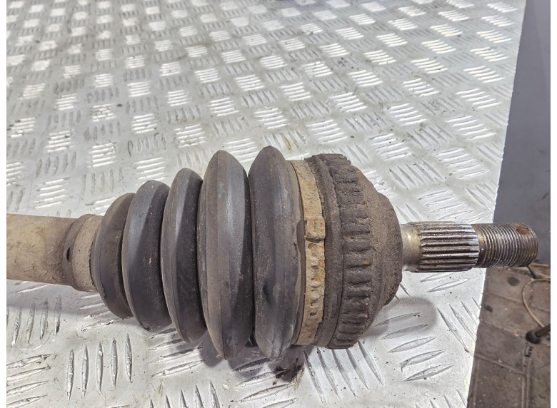 Полуось передняя правая (приводной вал, ШРУС) к Peugeot 406, 2001г.