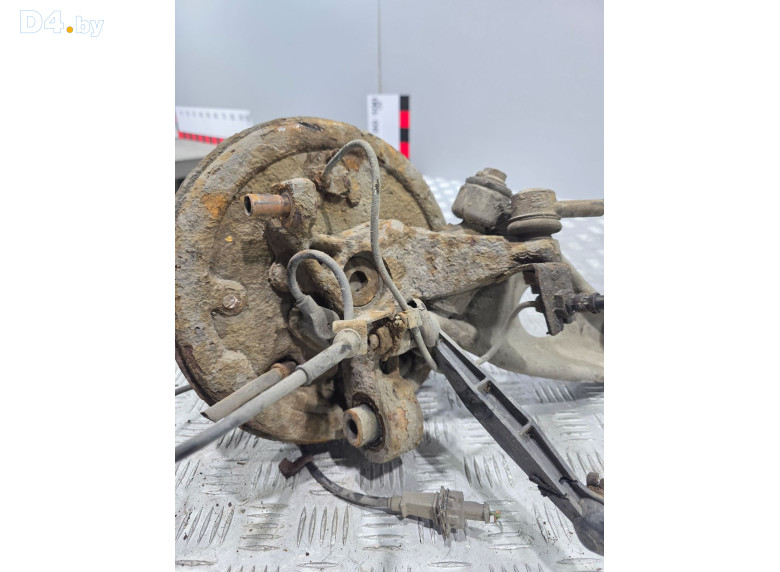 Ступица задняя левая к Peugeot 406 2001 г.