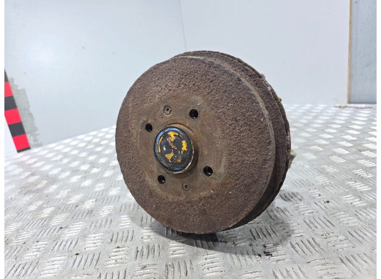 Ступица задняя правая к Peugeot 406, 2001г.