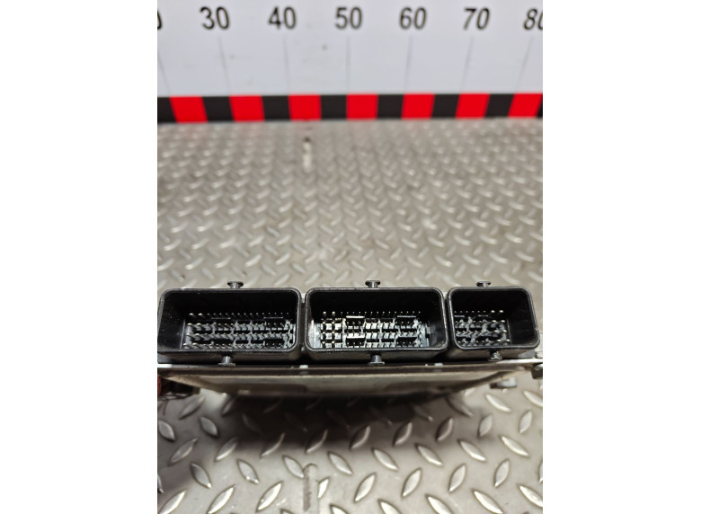 Блок управления двигателем к Dacia Sandero Stepway, 2019г.