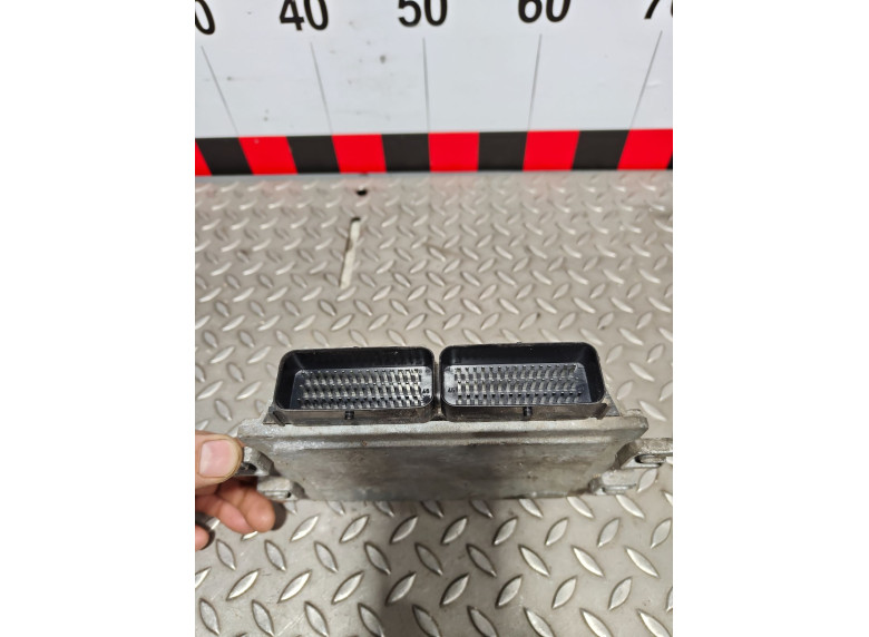 Блок управления двигателем к Renault Scenic, 2001г.