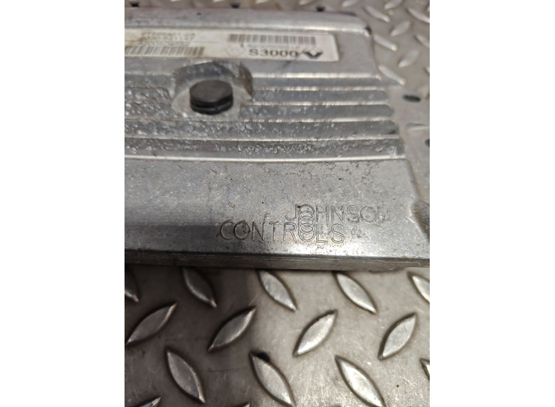 Блок управления двигателем к Renault Megane, 2005г.