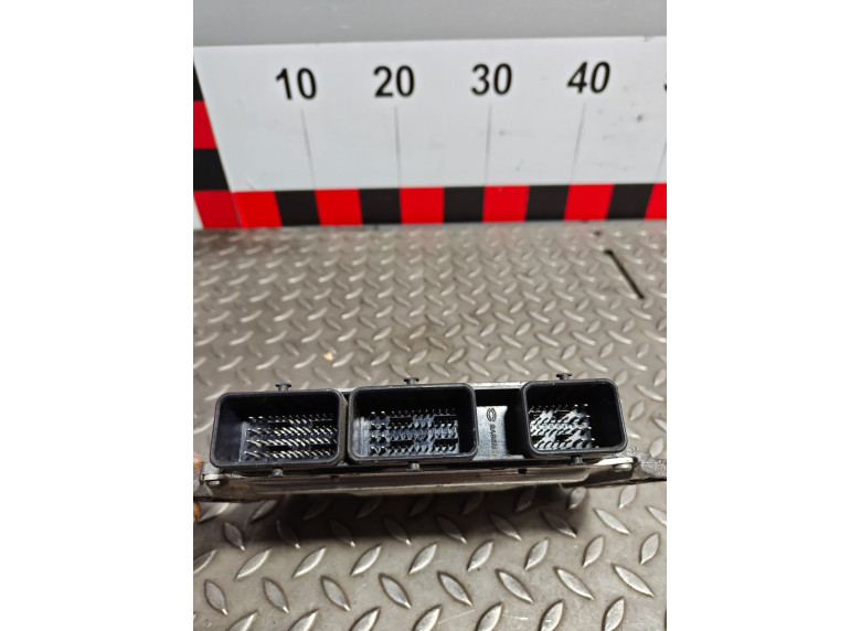 Блок управления двигателем к Renault Megane, 2005г.