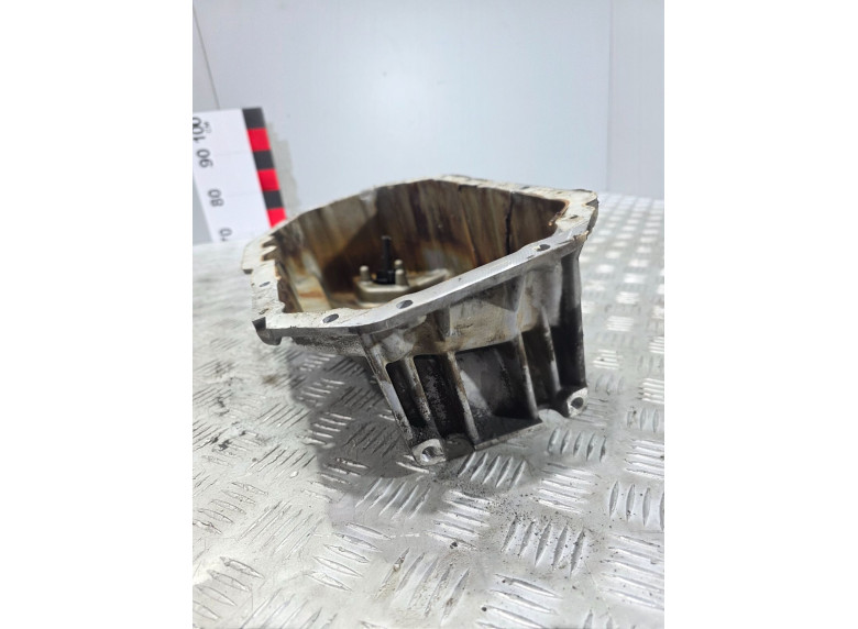 Поддон к Volkswagen Golf, 2000г.