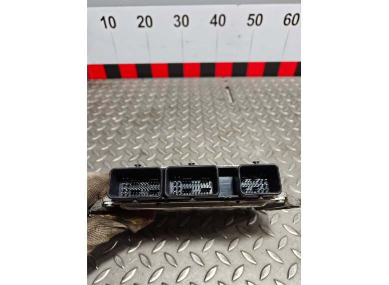 Блок управления двигателем к Renault Scenic, 2007г.