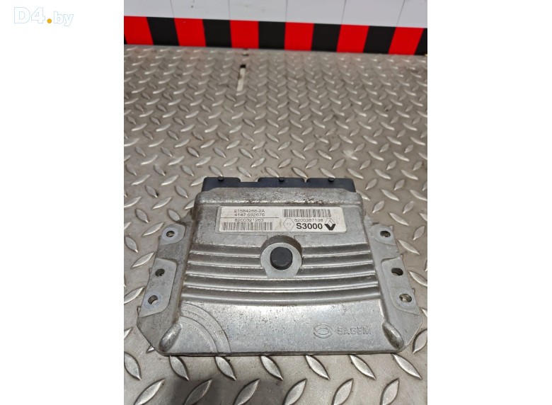 Блок управления двигателем к Renault Scenic 2004 г.