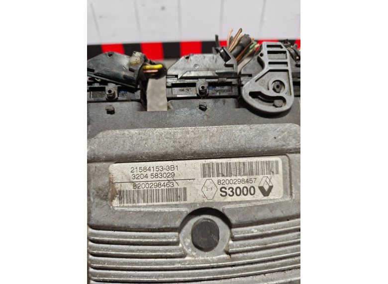 Блок управления двигателем к Renault Megane, 2005г.