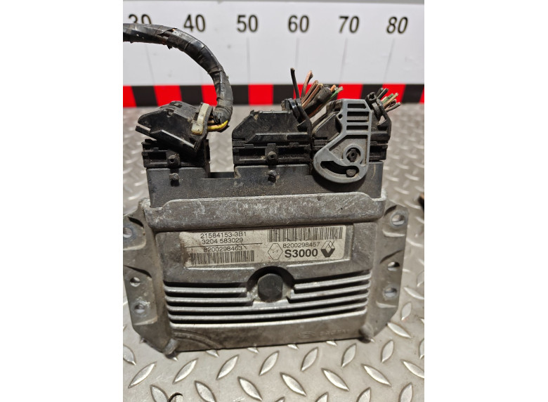 Блок управления двигателем к Renault Megane, 2005г.