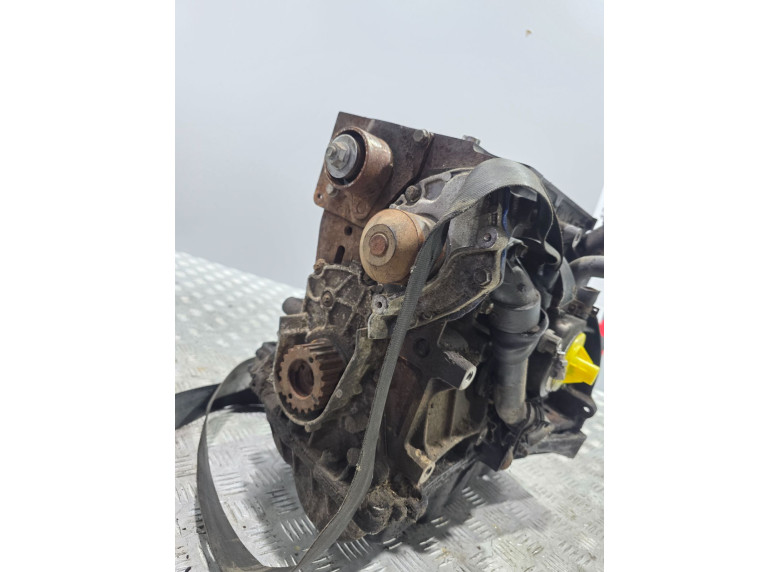 Блок цилиндров к Renault Laguna, 2002г.