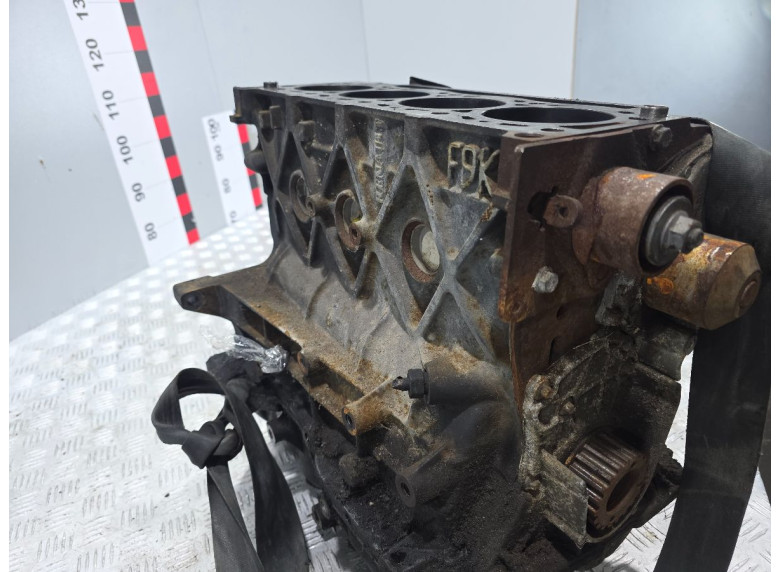 Блок цилиндров к Renault Laguna, 2002г.