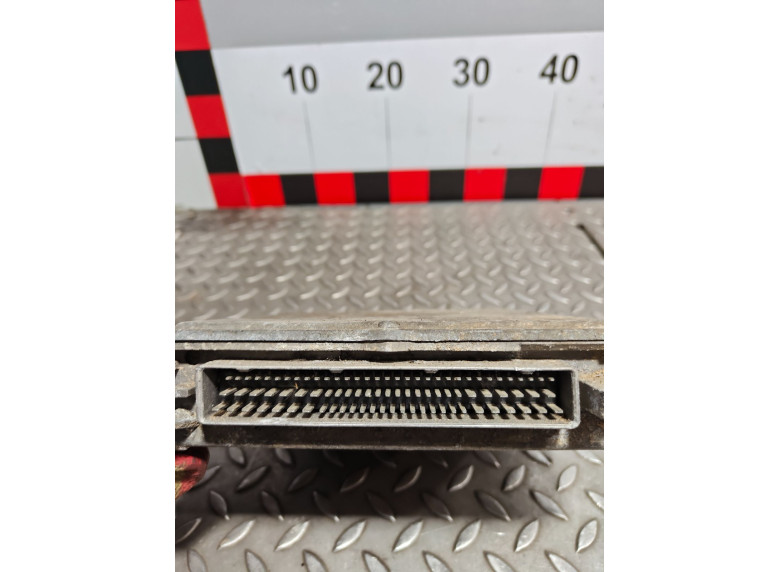 Блок управления двигателем к Renault Safrane, 1996г.