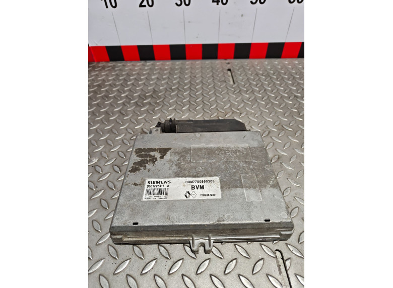 Блок управления двигателем к Renault Laguna, 1998г.