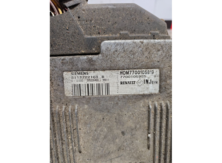 Блок управления двигателем к Renault Laguna, 1997г.
