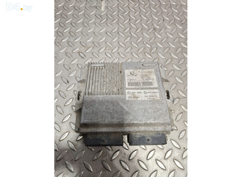 Блок управления газового оборудования к Dacia Sandero 2010 г.
