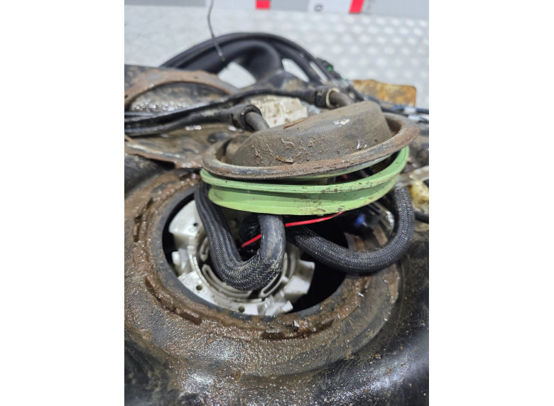 Насос топливный к Opel Corsa, 2003г.