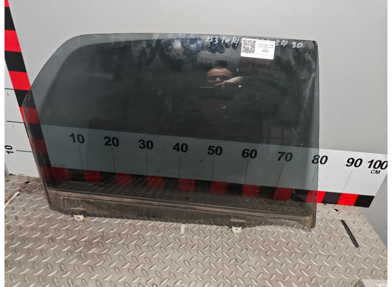 Стекло двери задней правой к Daihatsu Terios, 2007г.