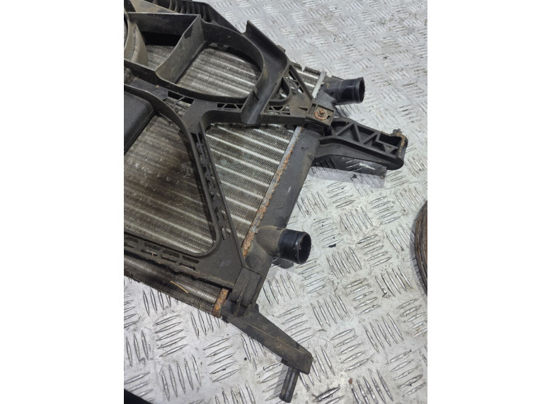 Радиатор (основной) к Opel Corsa, 2003г.