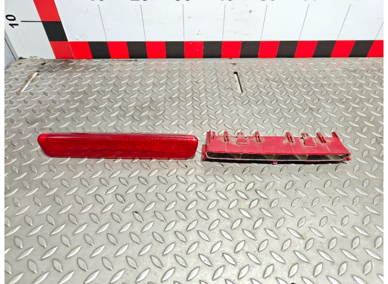 Стоп-сигнал к Peugeot 307, 2004г.