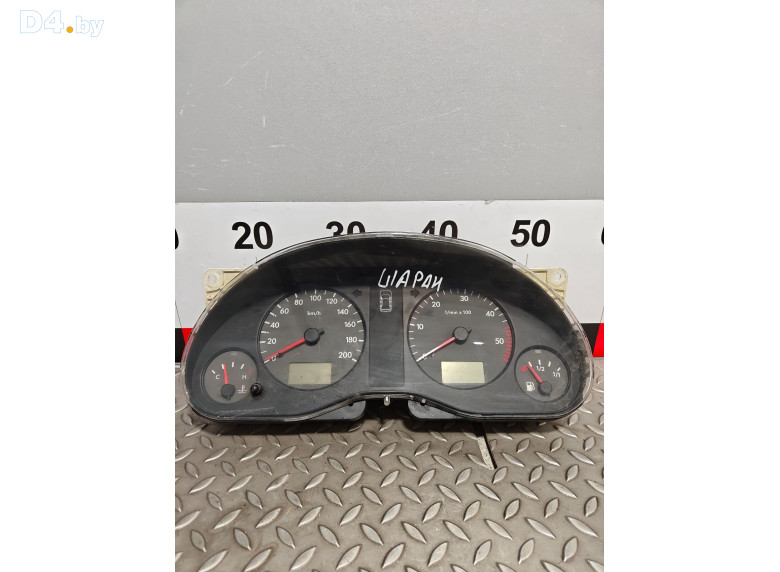 Щиток приборов (приборная панель) к Volkswagen Sharan 1999 г.