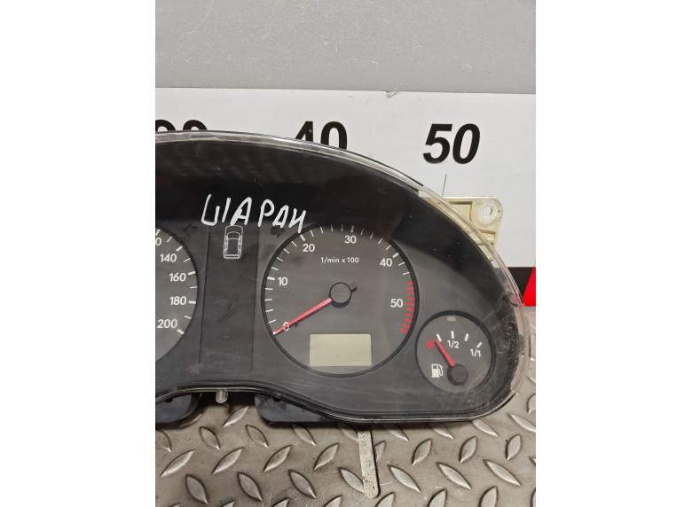 Щиток приборов (приборная панель) к Volkswagen Sharan, 1999г.