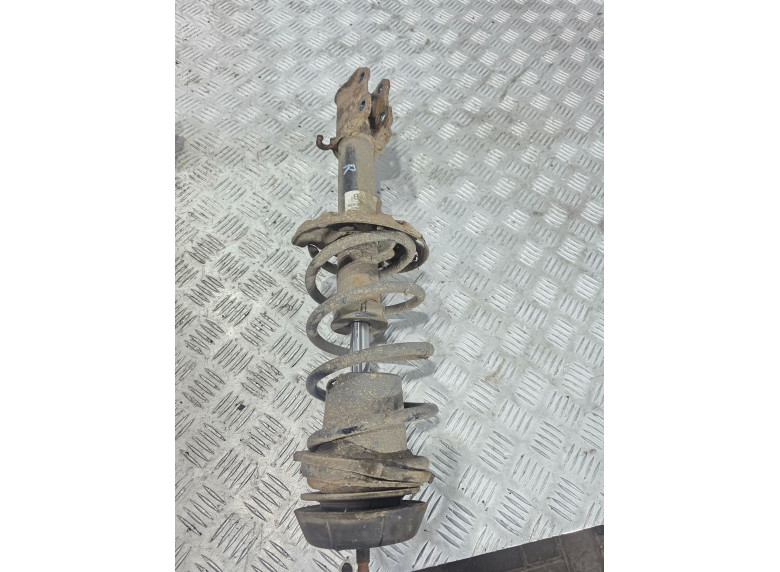 Амортизатор передний правый к Opel Corsa, 2003г.