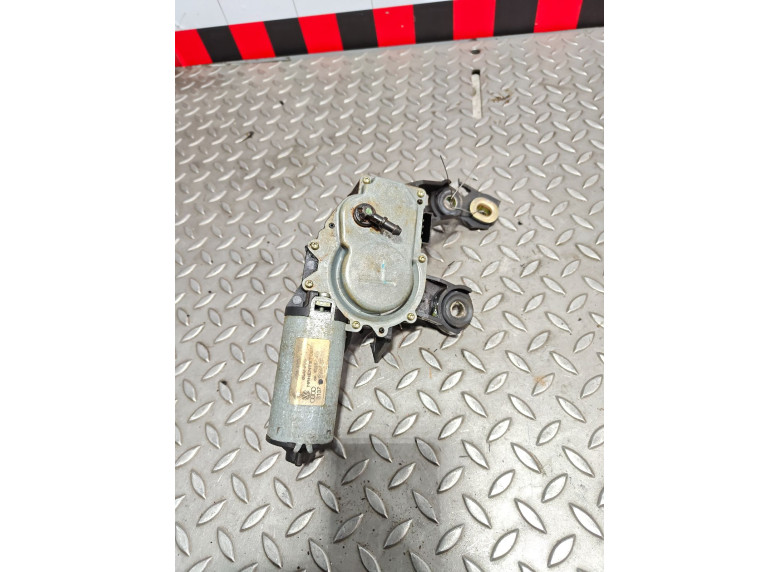 Моторчик заднего стеклоочистителя (дворника) к Volkswagen Golf, 2001г.