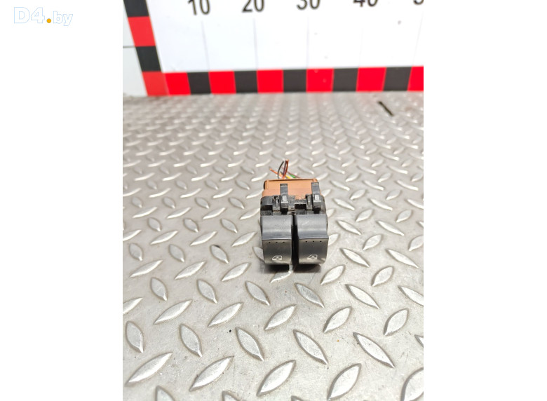 Кнопка стеклоподъемника к Renault Espace 2009 г.