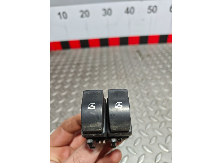 Кнопка стеклоподъемника к Renault Espace, 2009г.