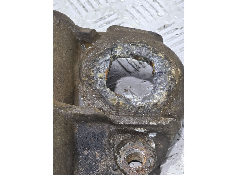 Балка подвески передняя (подрамник) к Chrysler Voyager, 1998г.