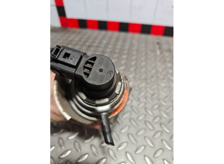 Клапан управления турбиной (актуатор) к Volkswagen Golf, 2010г.