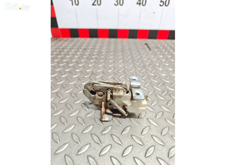 Замок багажника к Mercedes VitoW638 2000 г.