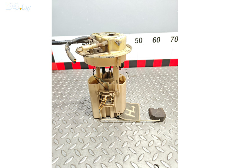 Насос топливный к Peugeot 406 1999 г.