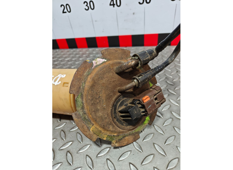 Насос топливный к Daewoo Lanos, 2000г.