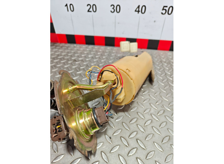 Насос топливный к Daewoo Lanos, 2000г.