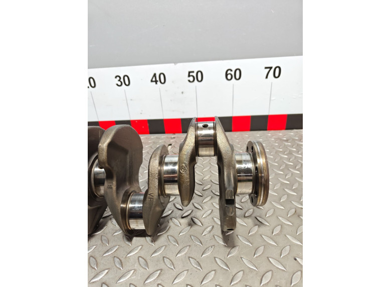 Коленвал к Renault Trafic, 2003г.