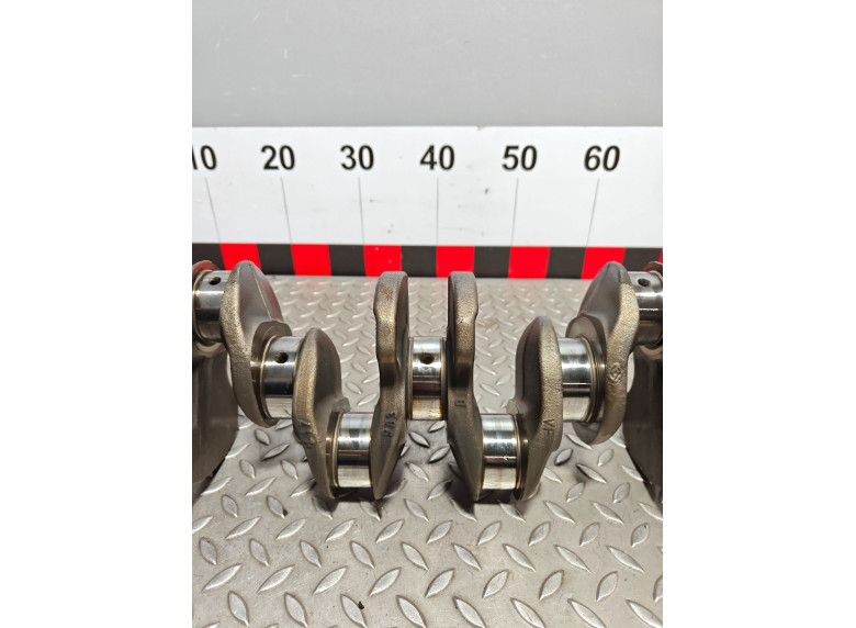 Коленвал к Renault Trafic, 2003г.