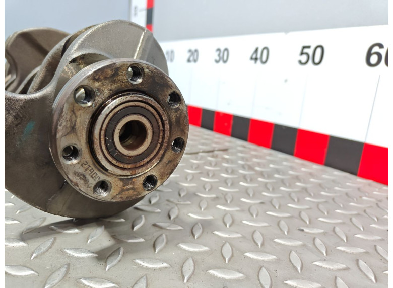 Коленвал к Renault Trafic, 2003г.