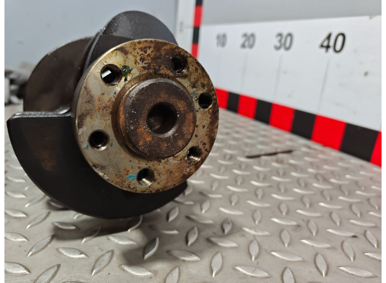 Коленвал к Volkswagen Polo, 2005г.