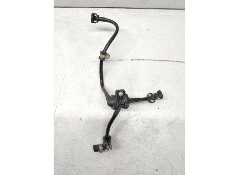 Трубка вакуумная к Audi A4, 2005г.