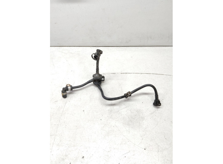 Трубка вакуумная к Audi A4, 2005г.