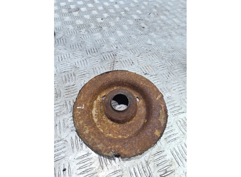 Опора амортизатора верхняя (чашка) к Chrysler Voyager, 1998г.