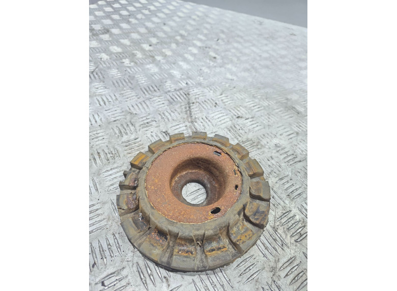 Опора амортизатора верхняя (чашка) к Chrysler Voyager, 1998г.