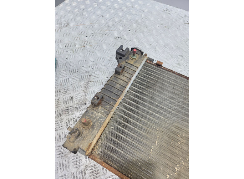 Радиатор (основной) к Chrysler Voyager, 1998г.